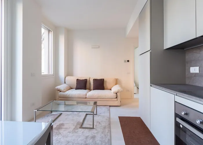 Easytopstay - Bullona Elegant Apartment